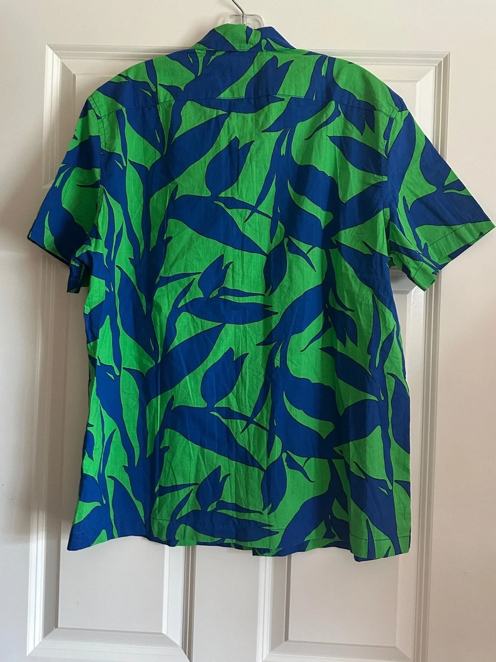 Short-sleeve slub cotton camp-collar shirt in print